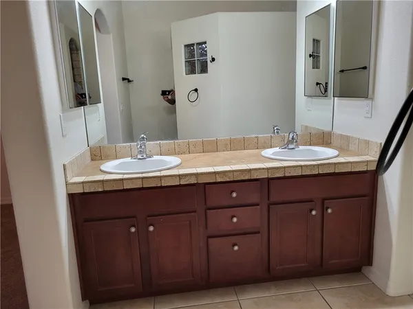 $2,100 | 29 Spanish Bay Drive, Mohave Valley, AZ 86440