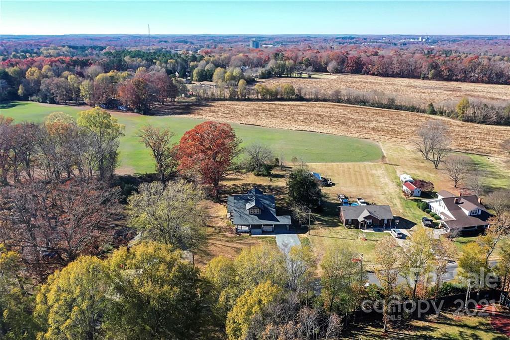 313 Old Williams Road Wingate, NC 28174 - Photo 44 of 46 a view of a garden with an ocean