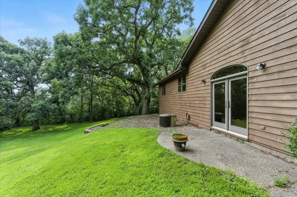 $875,000 | 1310 Deerwood Drive, St. Paul, MN 55123