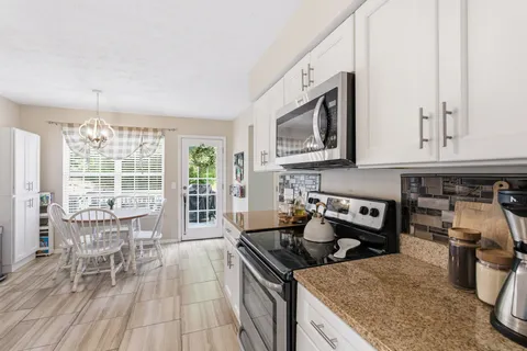 $439,900 | 1716 Champions Drive, Nashville, TN 37211