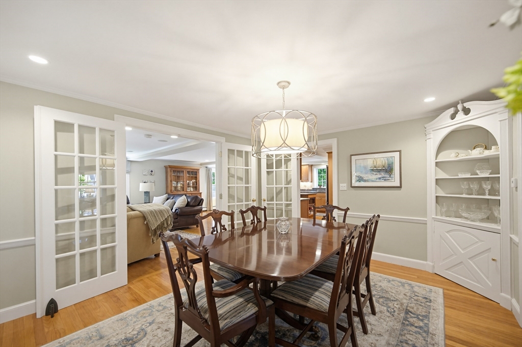 15 Lancaster Road Needham, MA 02492 - Photo 9 of 26