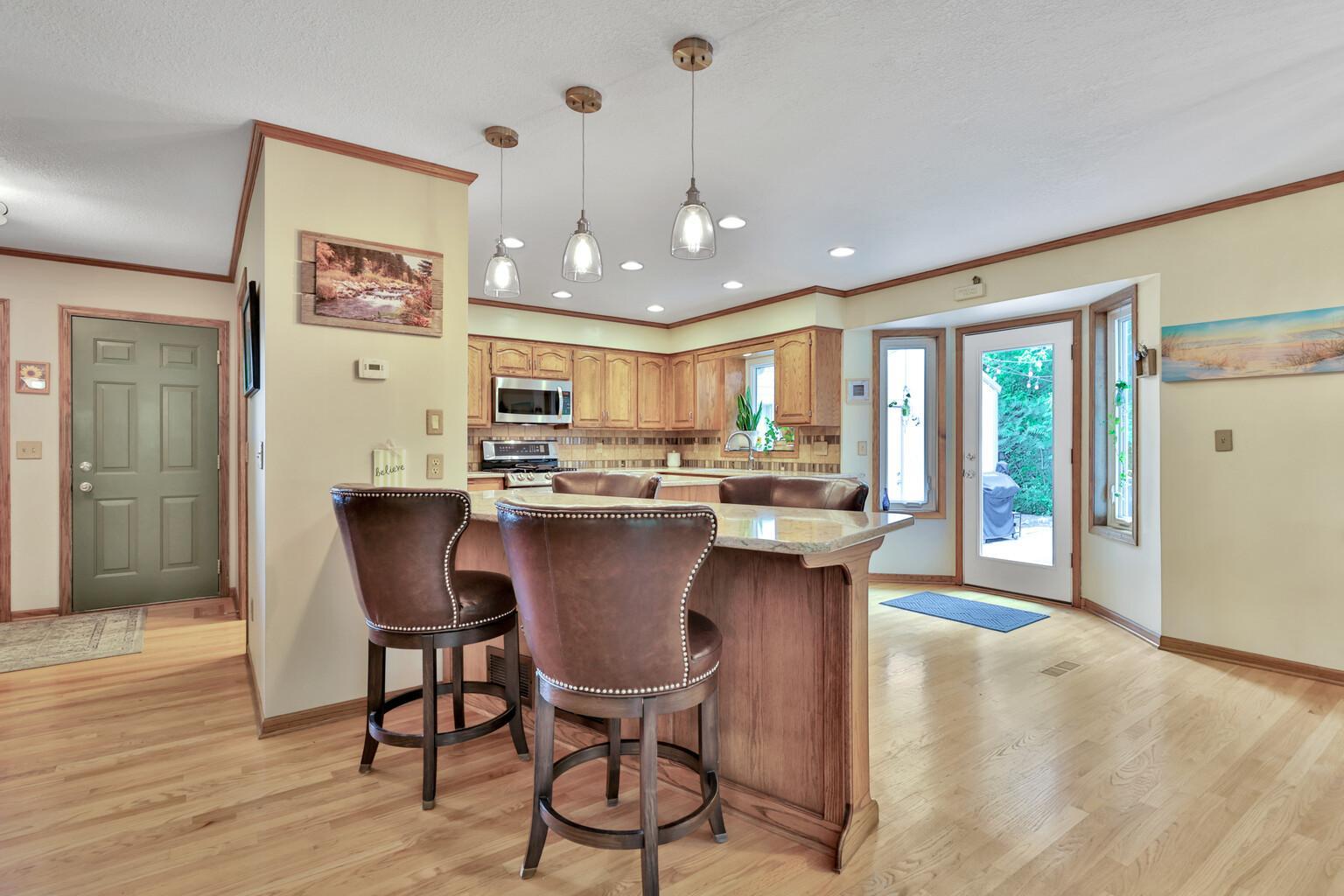 31066 Cedar Ridge Drive Lindstrom, MN 55045 - Photo 5 of 28