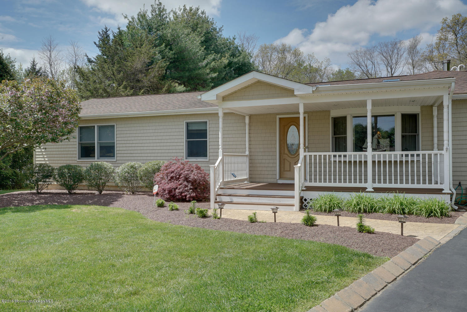 370 Cook Road Jackson, NJ 08527 - Photo 2 of 35 front view of a house with a yard