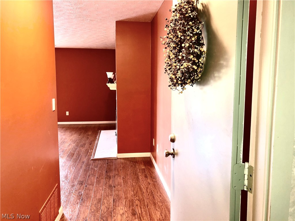 1175 East Calla Road, Unit D232 Youngstown, OH 44514 - Photo 21 of 28