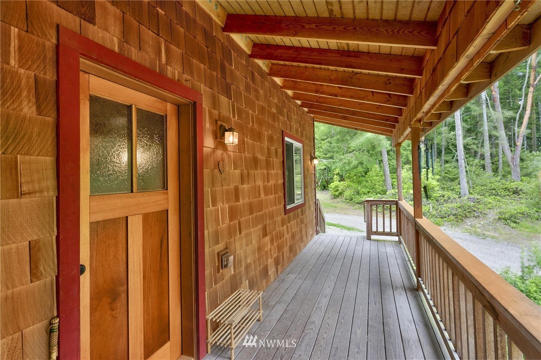 1431 Cape George Road Port Townsend, WA 98368 - Photo 5 of 25 Gallery Image 5