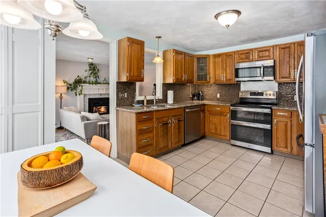 $799,900 | 28 North Pasture Lane, South Kingstown, RI 02879