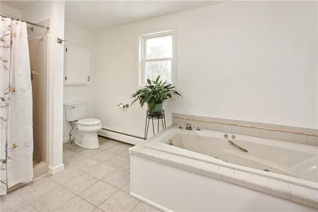 $799,900 | 28 North Pasture Lane, South Kingstown, RI 02879