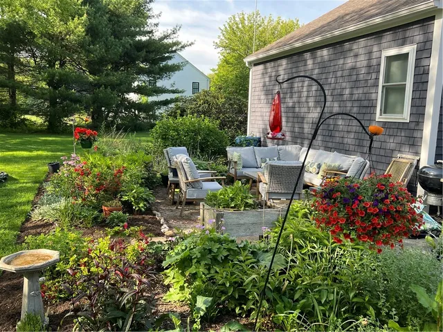 $799,900 | 28 North Pasture Lane, South Kingstown, RI 02879