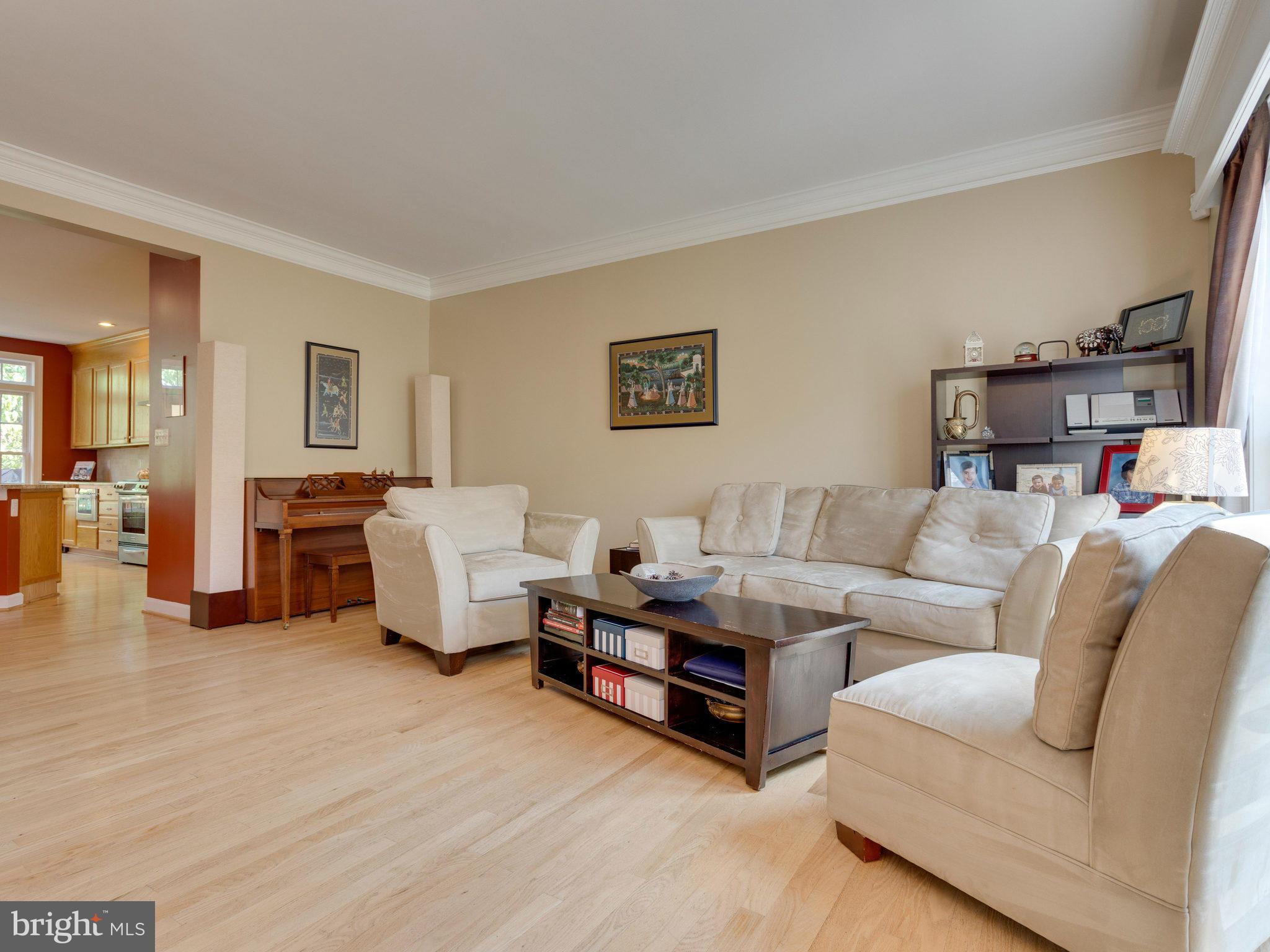 6667 Debra Lu Way Springfield, VA 22150 - Photo 6 of 30 Lots of Space to Entertain!