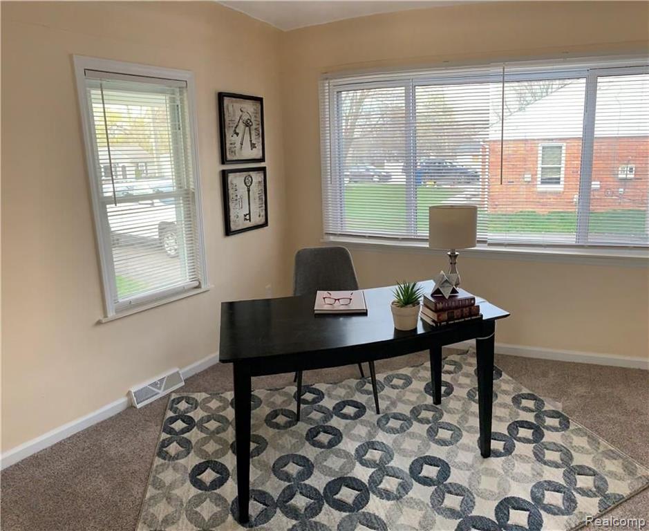 1881 June Avenue Rochester Hills, MI 48309 - Photo 3 of 26