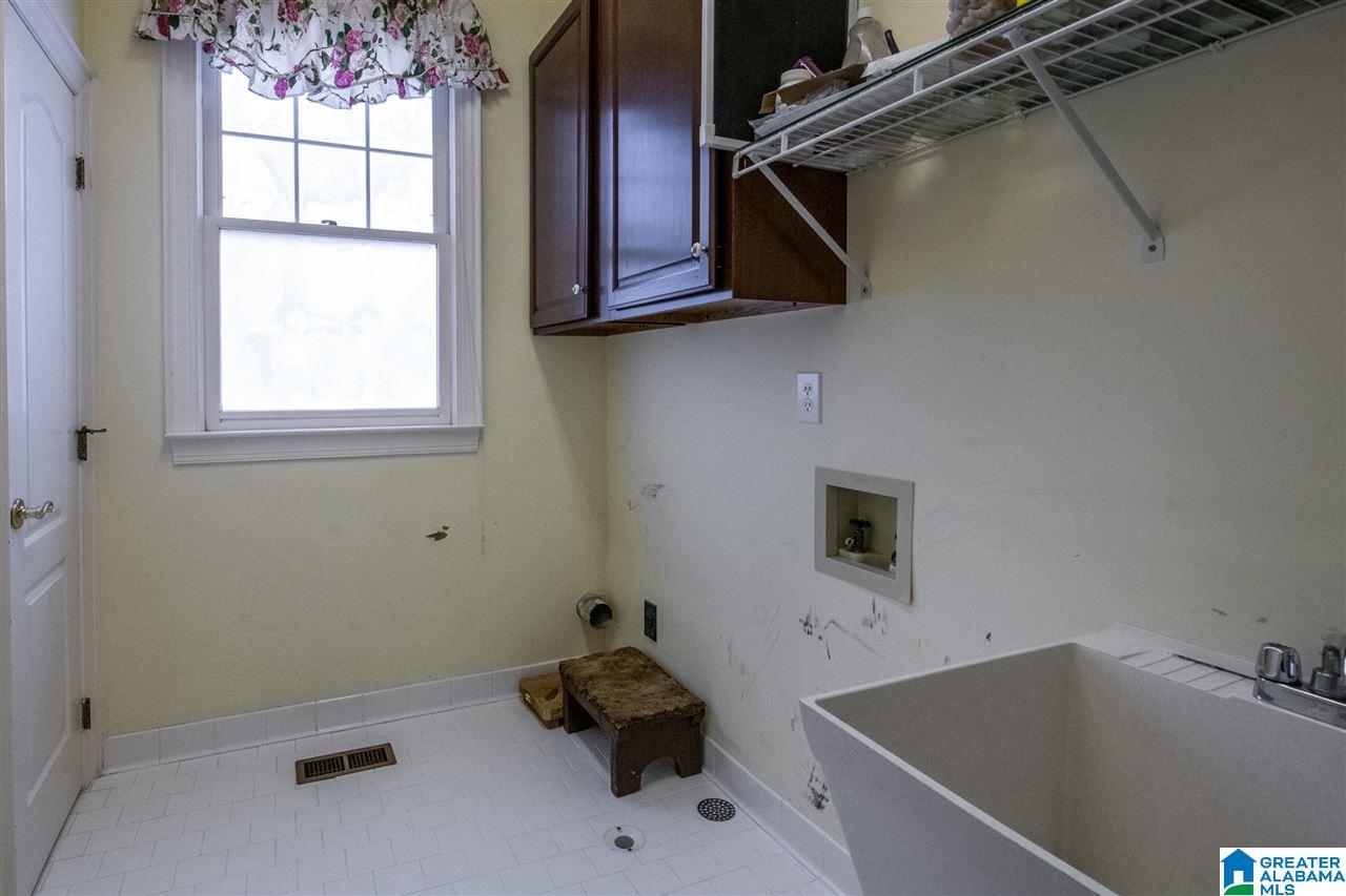 464 Green Glade Road Birmingham, AL 35244 - Photo 16 of 45