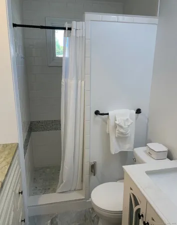 $1,700 | 42 Taylor Avenue, Madison, CT 06443
