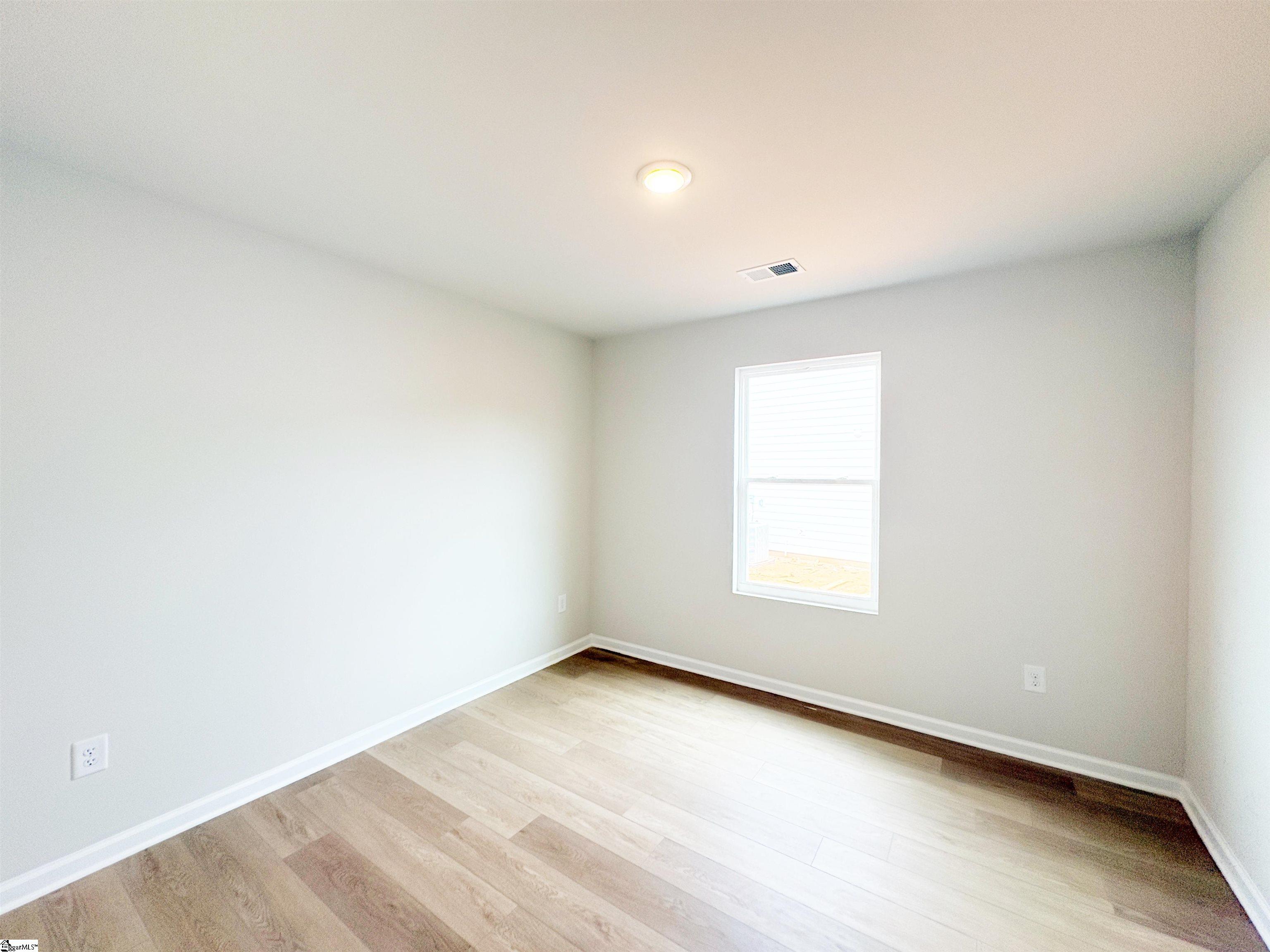 603 South Mountain View Road Greer, SC 29651 - Photo 16 of 27