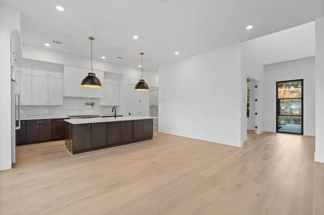 $1,274,999 | 8553 Western Drive, Houston, TX 77055