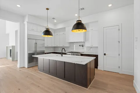 $1,274,999 | 8553 Western Drive, Houston, TX 77055