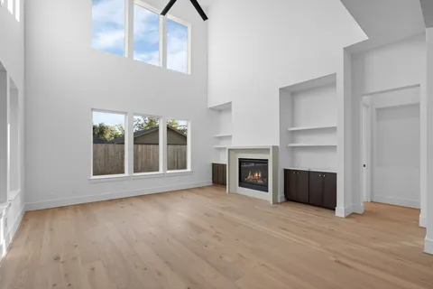 $1,274,999 | 8553 Western Drive, Houston, TX 77055