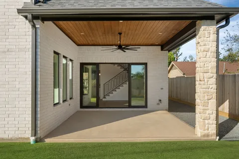 $1,249,999 | 8553 Western Drive, Houston, TX 77055