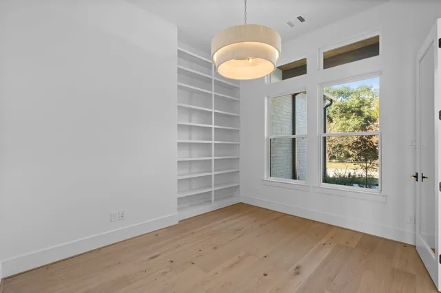 $1,274,999 | 8553 Western Drive, Houston, TX 77055