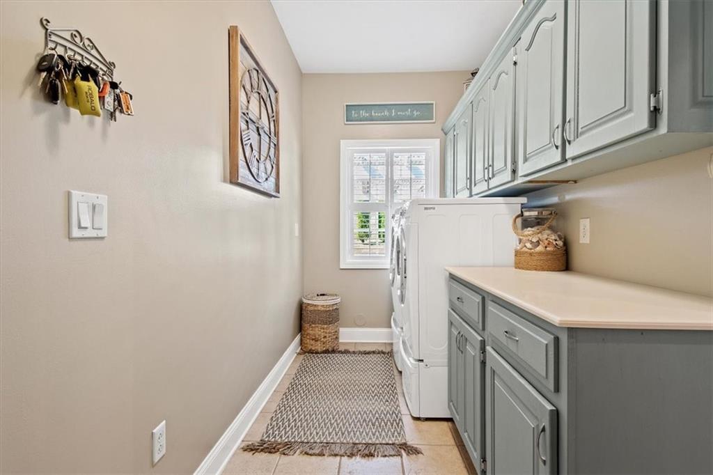 334 Ewing Road Carnegie, PA 15106 - Photo 12 of 25 Gallery Image 12
