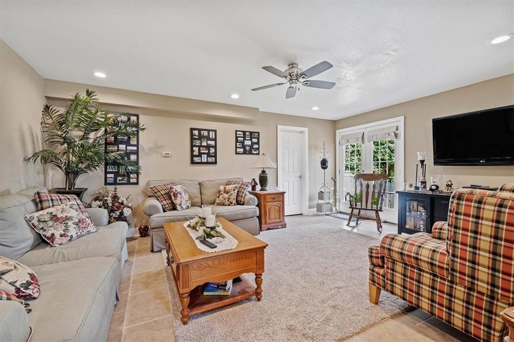 334 Ewing Road Carnegie, PA 15106 - Photo 20 of 25 Gallery Image 20