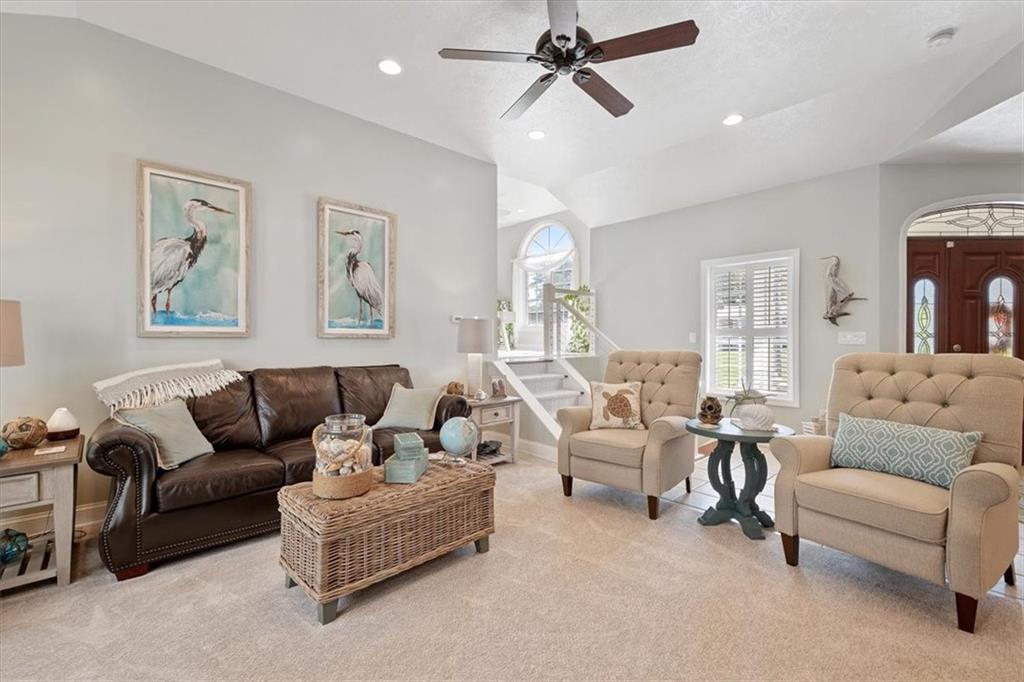334 Ewing Road Carnegie, PA 15106 - Photo 4 of 25 Gallery Image 4