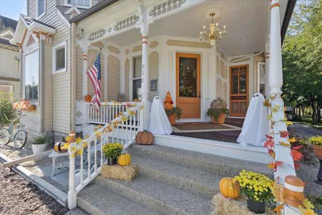 $424,900 | 532 South Main Street, Janesville, WI 53545