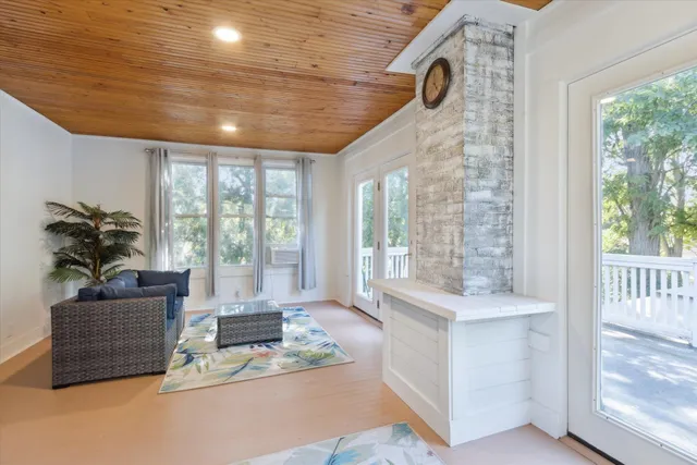 $424,900 | 532 South Main Street, Janesville, WI 53545