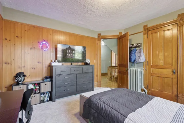 $424,900 | 532 South Main Street, Janesville, WI 53545