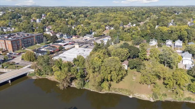 $424,900 | 532 South Main Street, Janesville, WI 53545