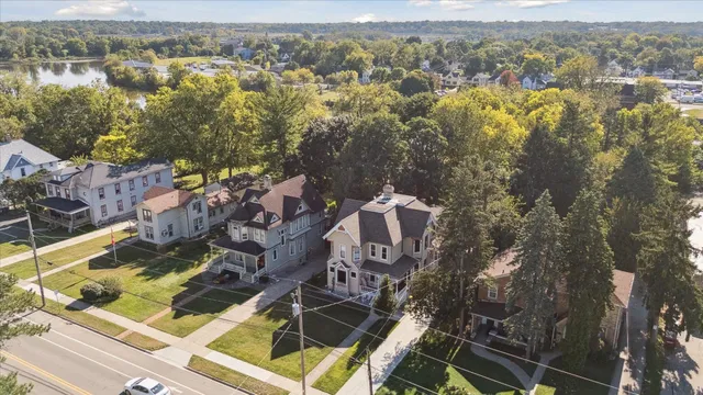 $424,900 | 532 South Main Street, Janesville, WI 53545