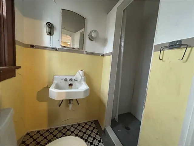 $55,000 | 910 Lincoln Street, Coffeyville, KS 67337