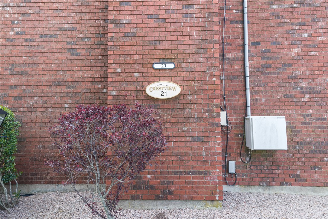 21 Crestview Drive, Unit C Westerly, RI 02891 - Photo 2 of 38