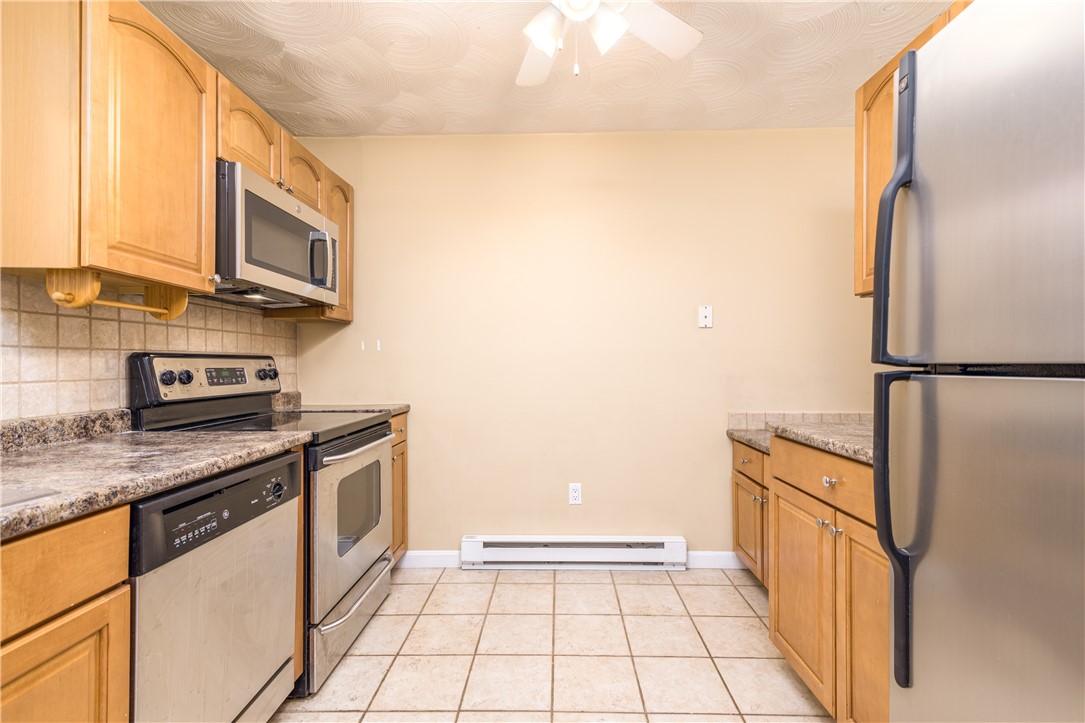 21 Crestview Drive, Unit C Westerly, RI 02891 - Photo 7 of 38