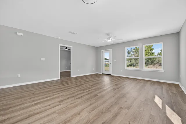 $249,900 | 5327 B Kervin Road, Crestview, FL 32539