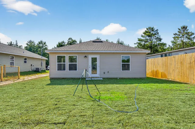 $249,900 | 5327 B Kervin Road, Crestview, FL 32539