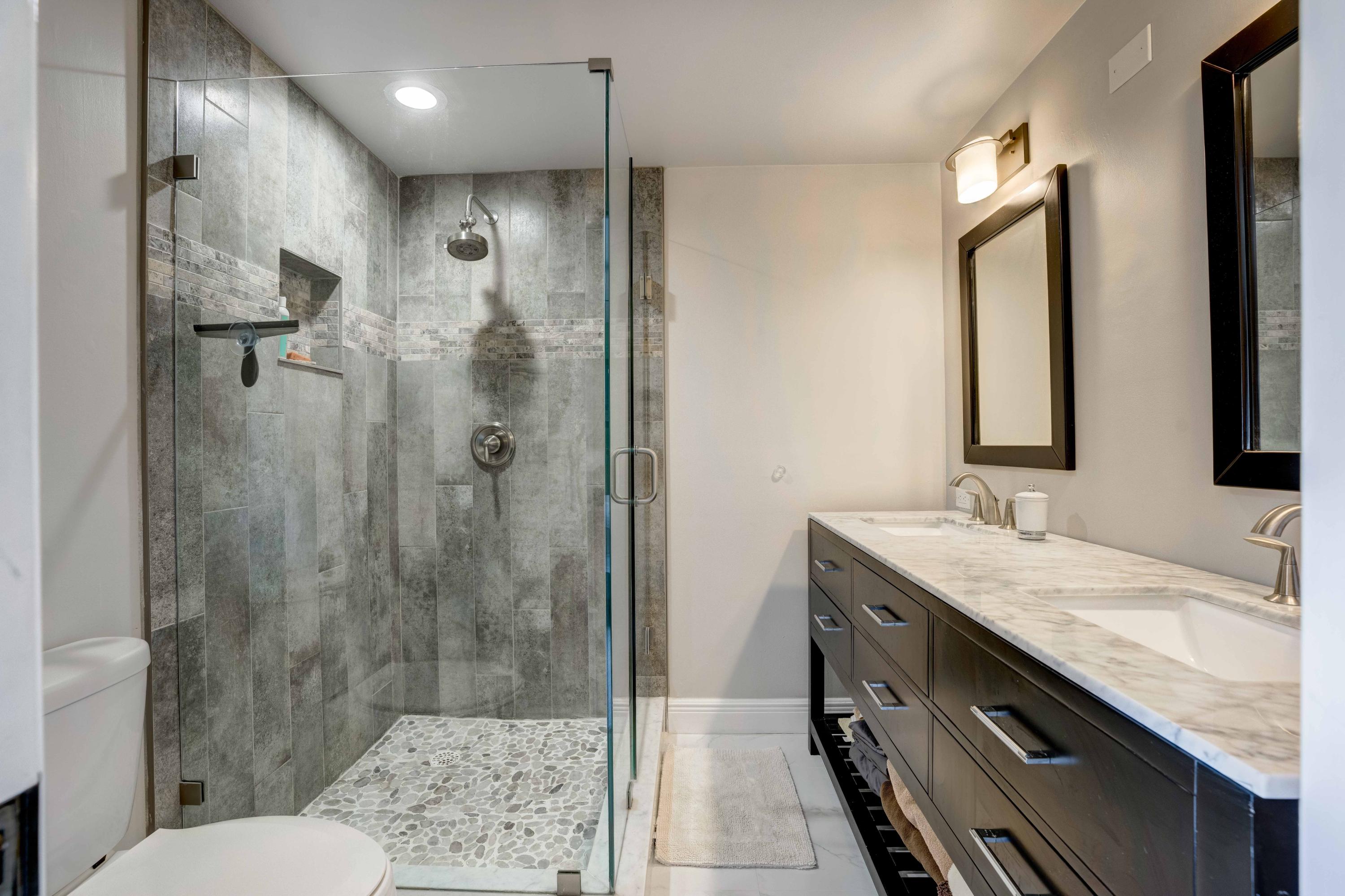 2430 24th Court Jupiter, FL 33477 - Photo 12 of 24 master bath