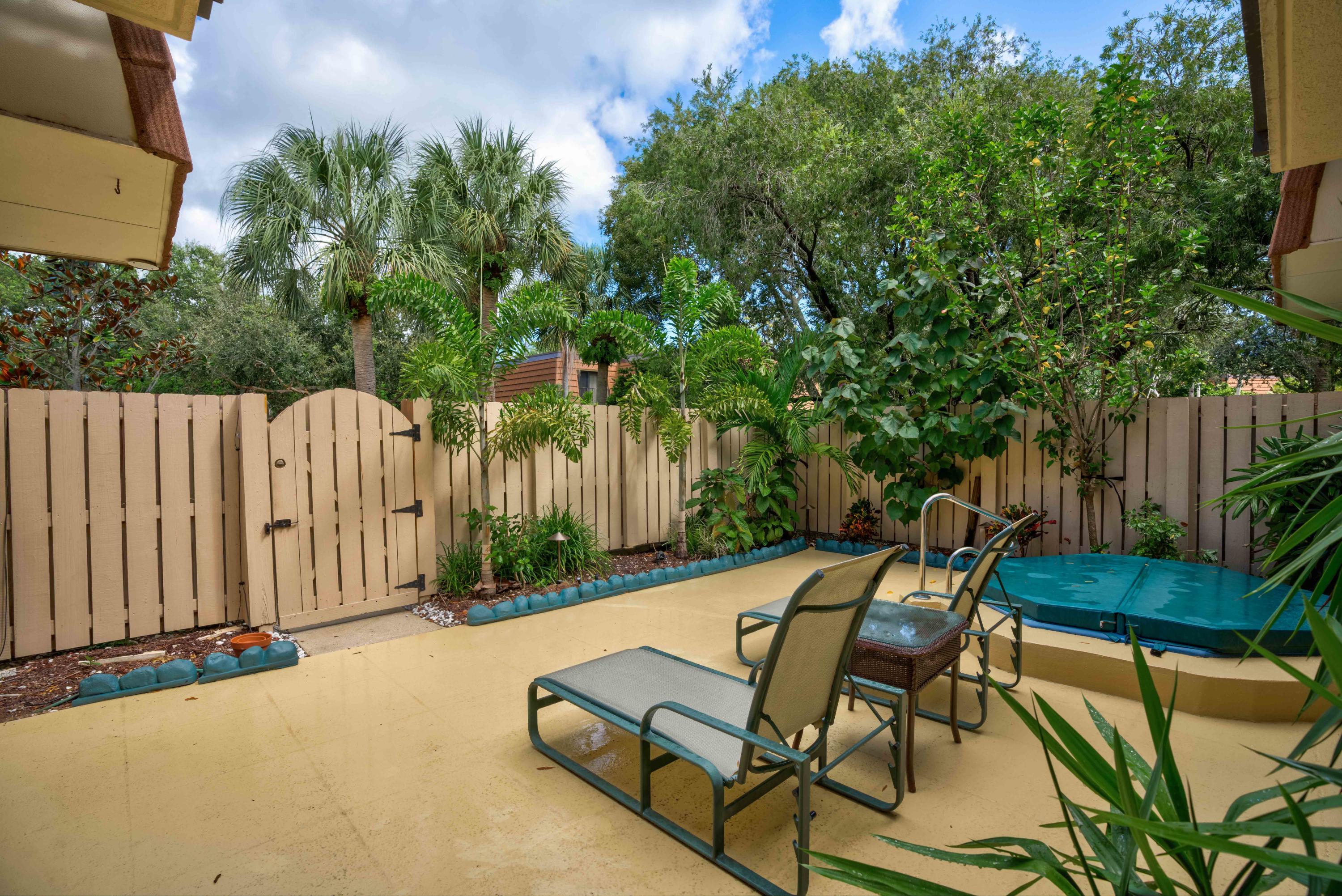 2430 24th Court Jupiter, FL 33477 - Photo 18 of 24 2nd patio photo