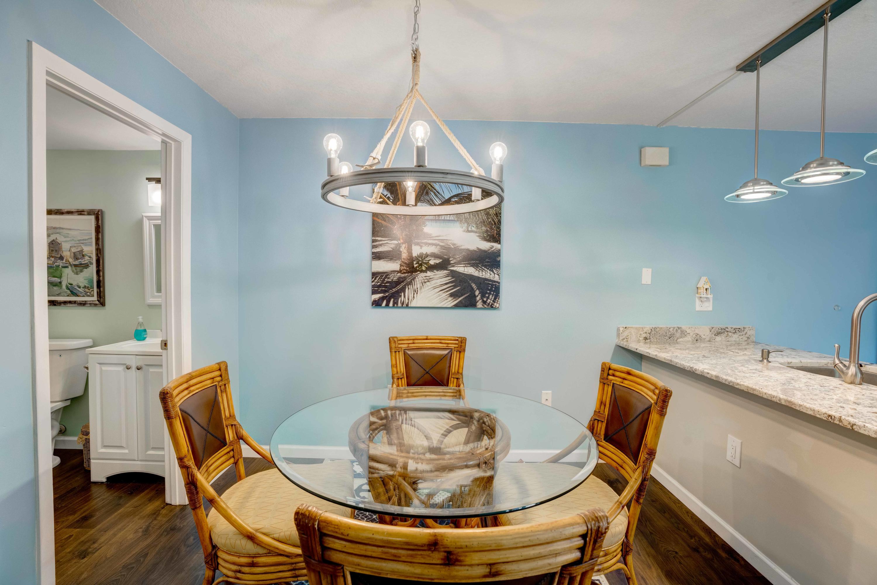 2430 24th Court Jupiter, FL 33477 - Photo 8 of 24 dining area