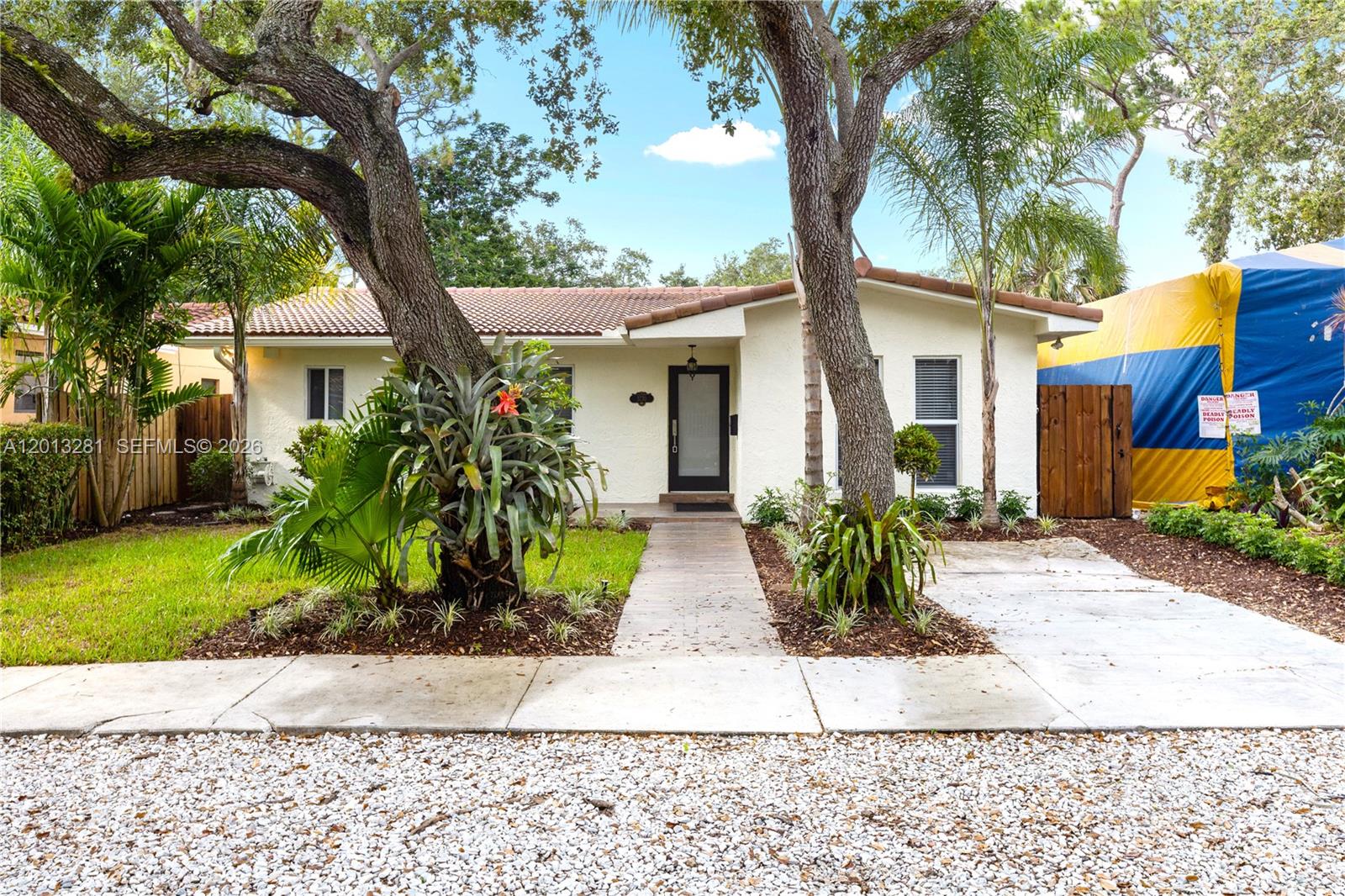 5770 Southwest 55th Street Miami, FL 33155 - Photo 3 of 38