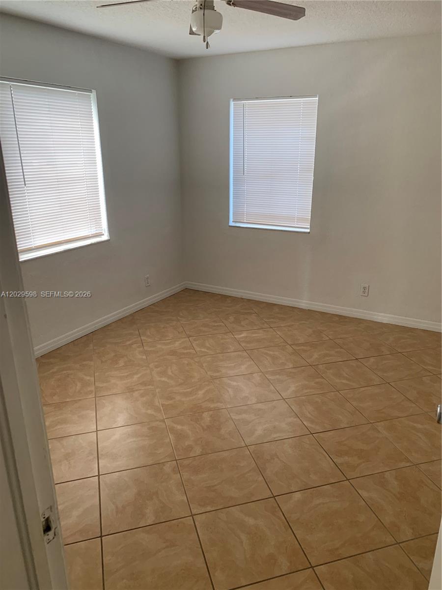 5616 Arthur Street, Unit N Hollywood, FL 33021 - Photo 6 of 11