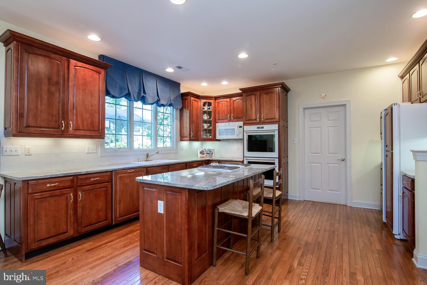 6 Old Forest Road Newtown Square, PA 19073 - Photo 9 of 30 Kitchen with updated newer appliances