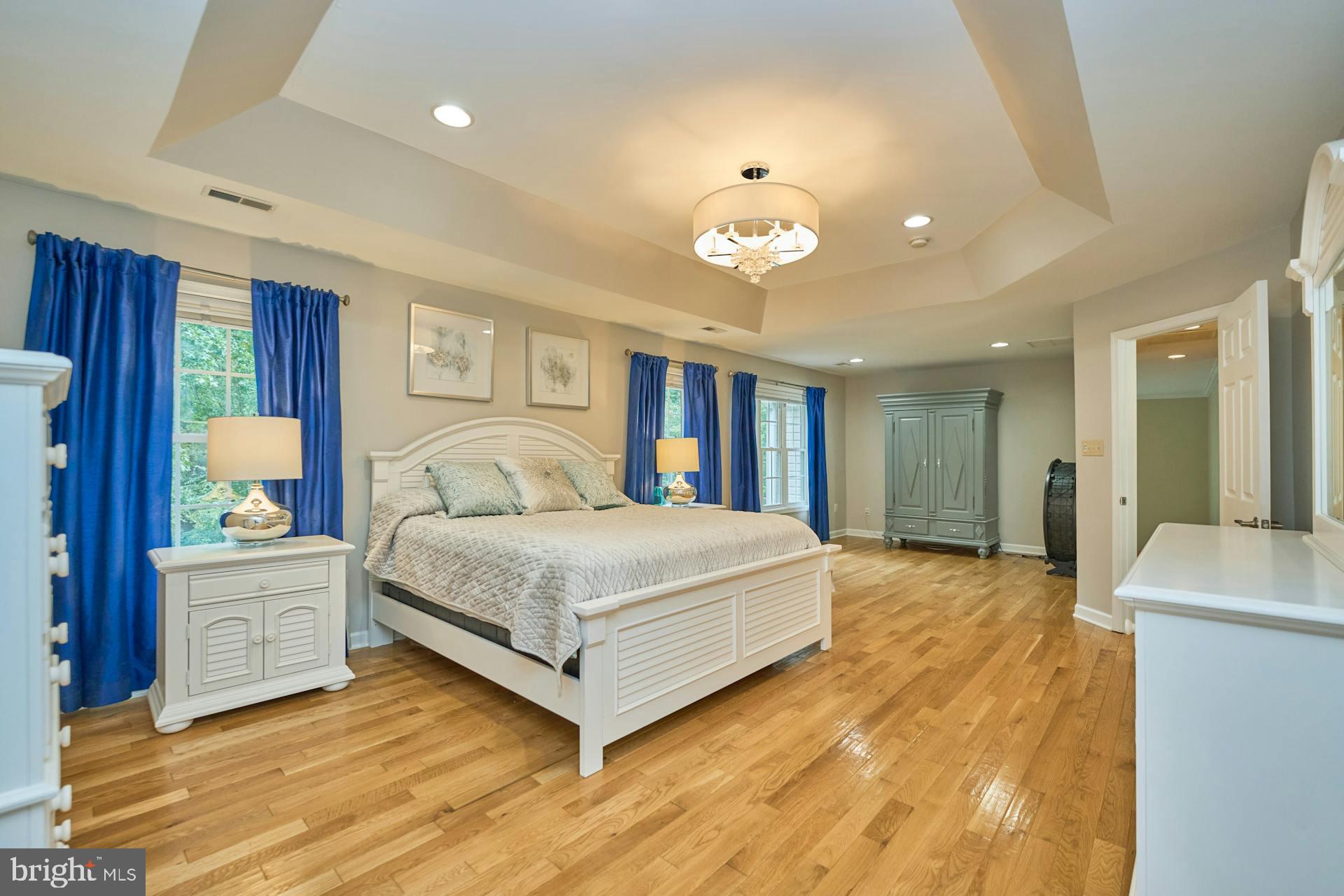 413 Adahi Road Southeast Vienna, VA 22180 - Photo 25 of 62 Primary Bedroom w/Hardwood Floors