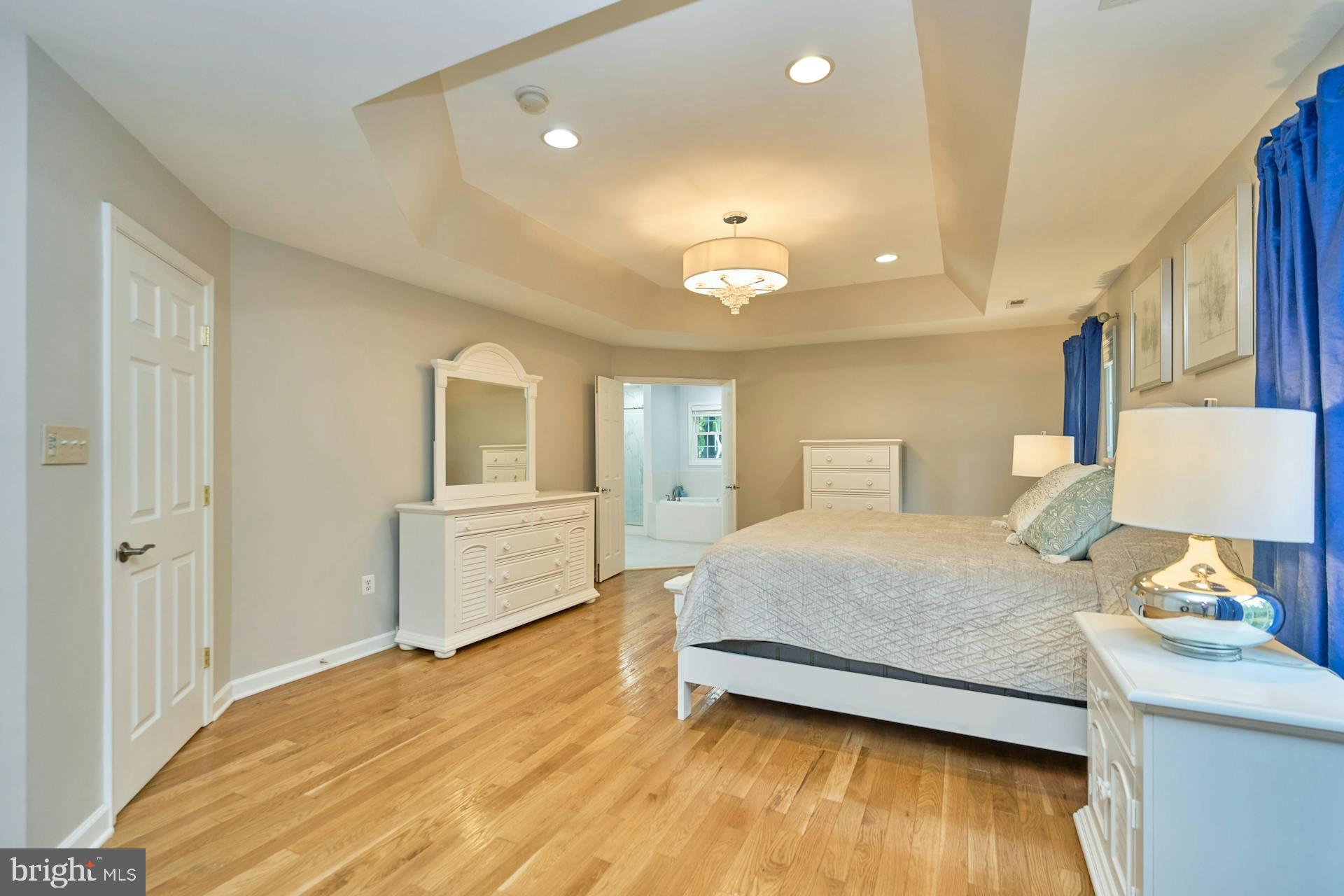 413 Adahi Road Southeast Vienna, VA 22180 - Photo 26 of 62 Spacious Primary Bedroom w/Recessed Lighting