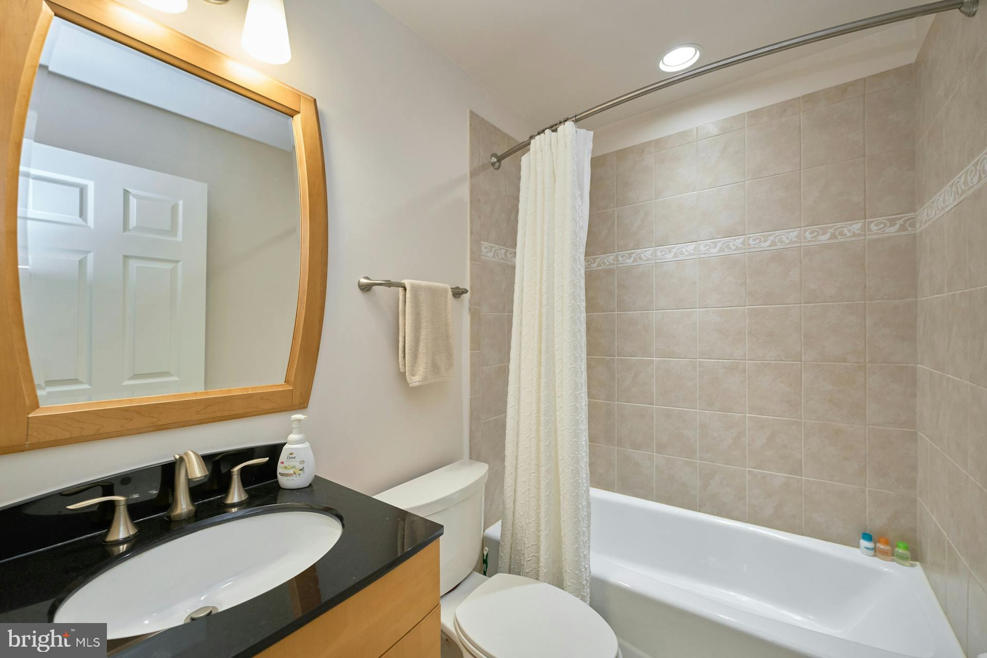 413 Adahi Road Southeast Vienna, VA 22180 - Photo 45 of 62 Gallery Image 45