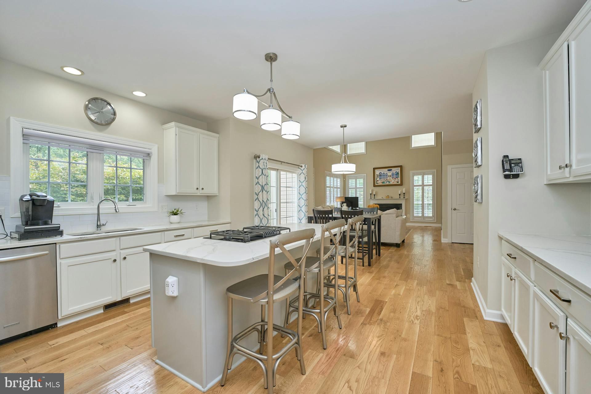413 Adahi Road Southeast Vienna, VA 22180 - Photo 10 of 62 Gourmet Kitchen with Hardwood Floors