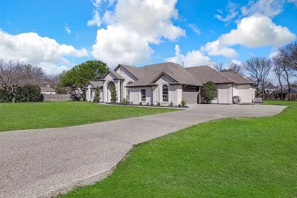 $760,000 | 125 Devon Court, Weatherford, TX 76087
