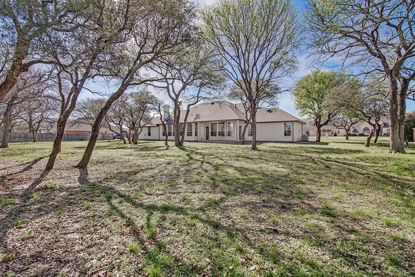 $760,000 | 125 Devon Court, Weatherford, TX 76087