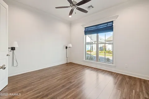 $310,000 | 108 Harvey Cay Lane, Youngsville, LA 70592