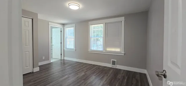 $3,300 | 12053 70th Avenue South, Seattle, WA 98178