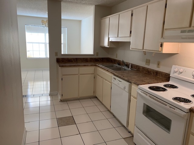 1515 Paul Russell Road, Unit 85 Tallahassee, FL 32301 - Photo 4 of 9